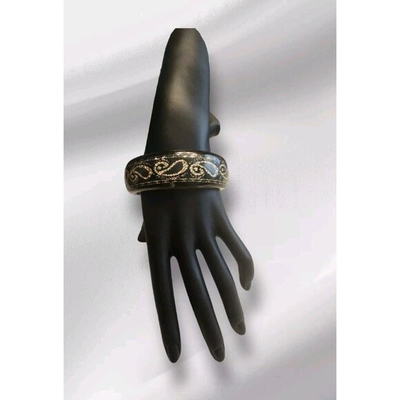 Lucite Bangle Bracelet Black Ribbon Metallic Gold Paisley Pattern Vintage 1980s - Picture 3 of 11